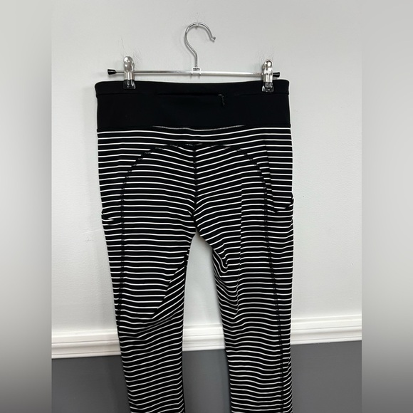 Lululemon Speed Tight II Parallel Stripe Black & White Luxtreme Leggings 28in 6 - Picture 5 of 7